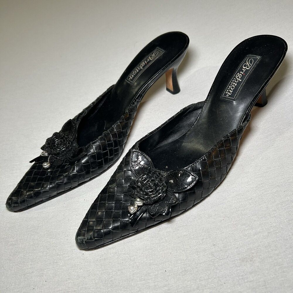 Vintage Black Brighton Paige Pump Weave Kitten Heel Leather 9.5  Mules with Rose